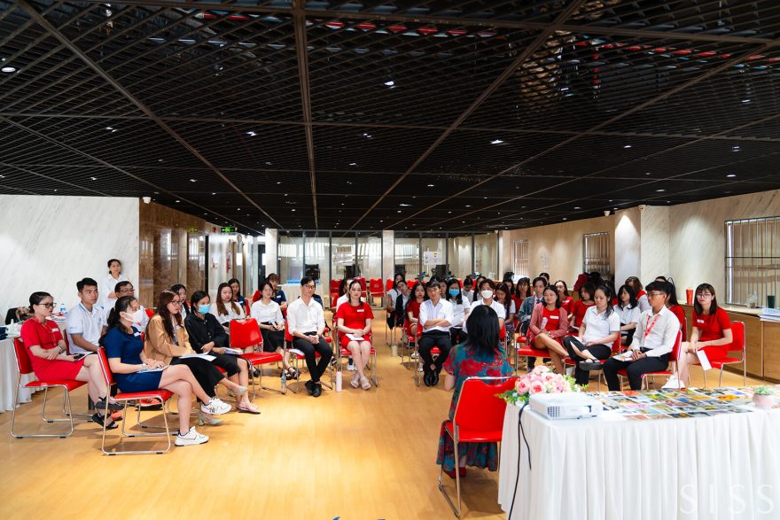 siss-ensures-the-quality-of-teaching-through-a-series-of-professional-development-training-weeks-for-teachers