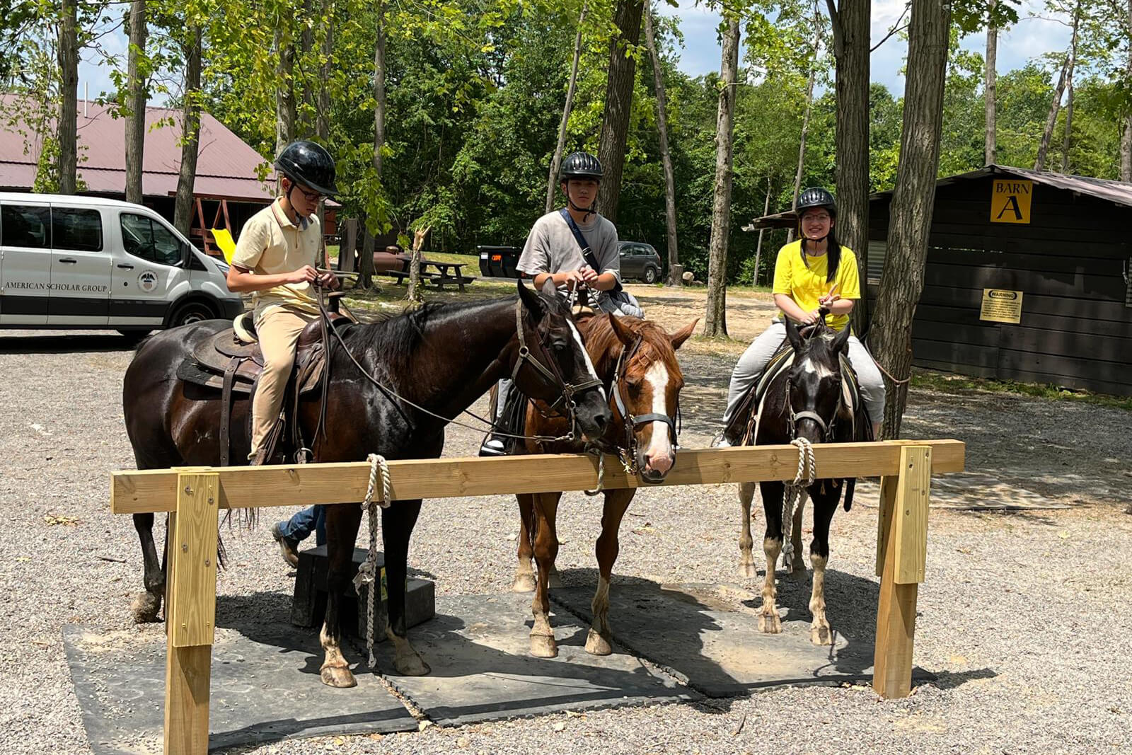 Các chuyến field trip giúp các em trải nghiệm nhiều điều trong cuộc sống