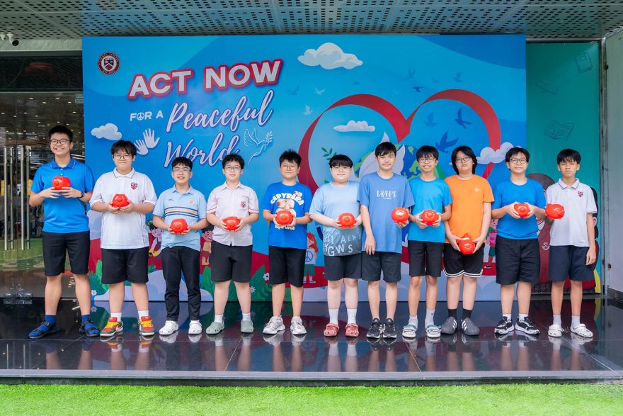 jaguars-join-hands-for-the-community