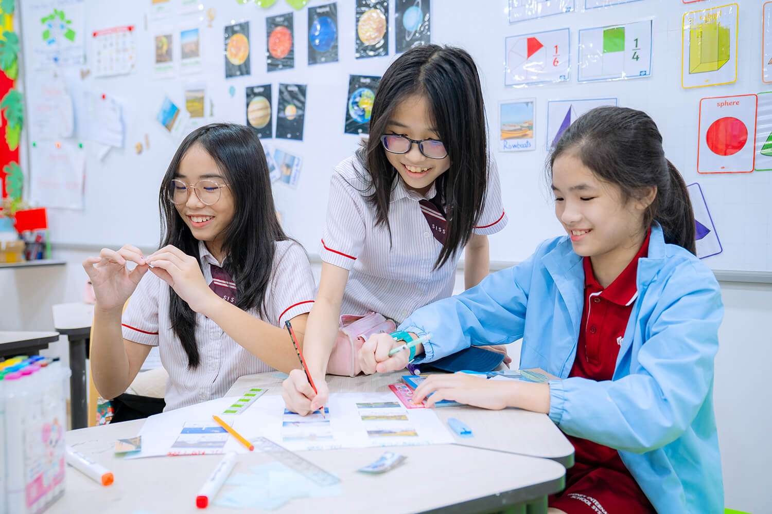 Học sinh luôn cảm thấy vui vẻ trong các tiết học tại Trường học hạnh phúc Sydney